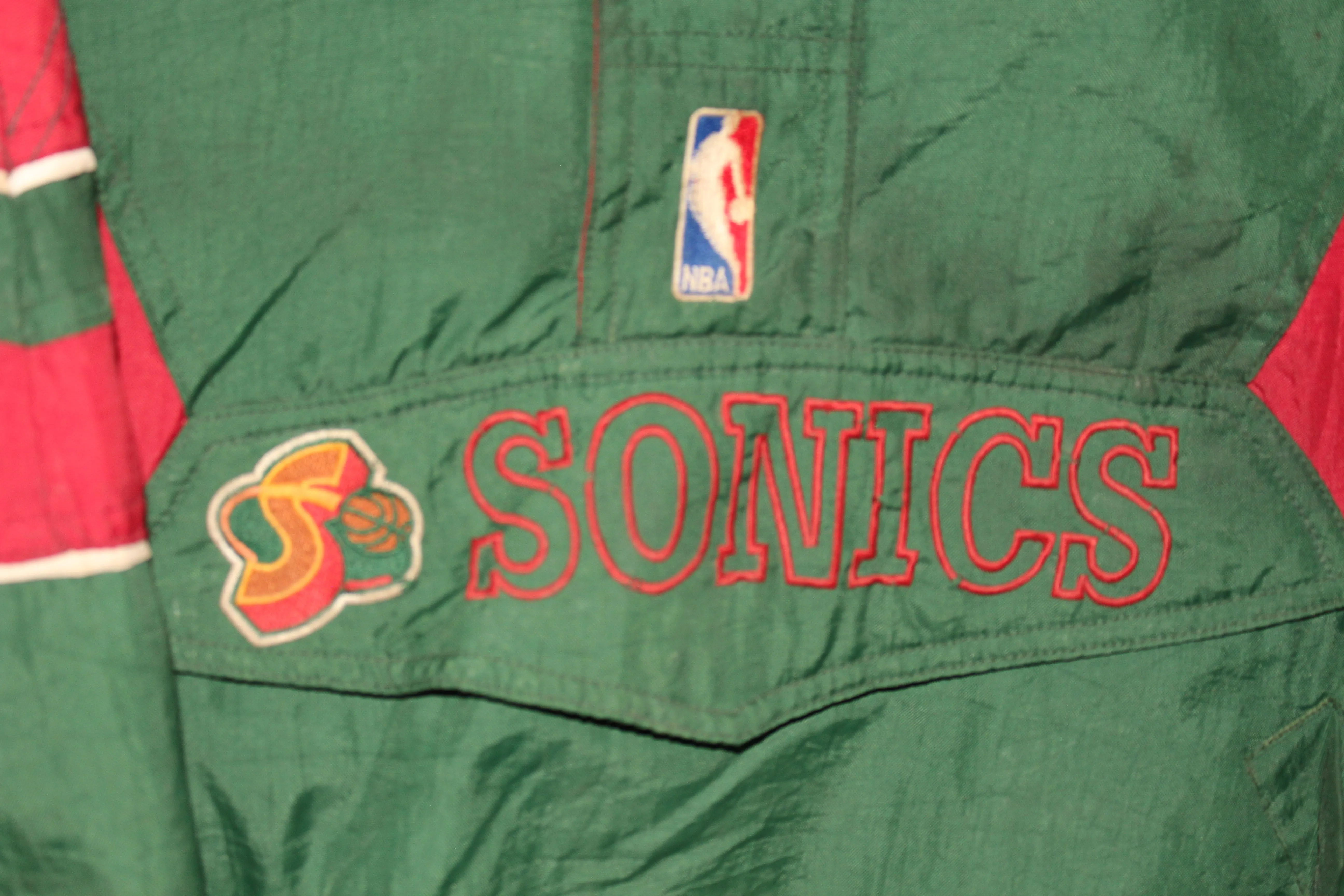 Rare Seattle Super Sonics Starter Puffer (M)