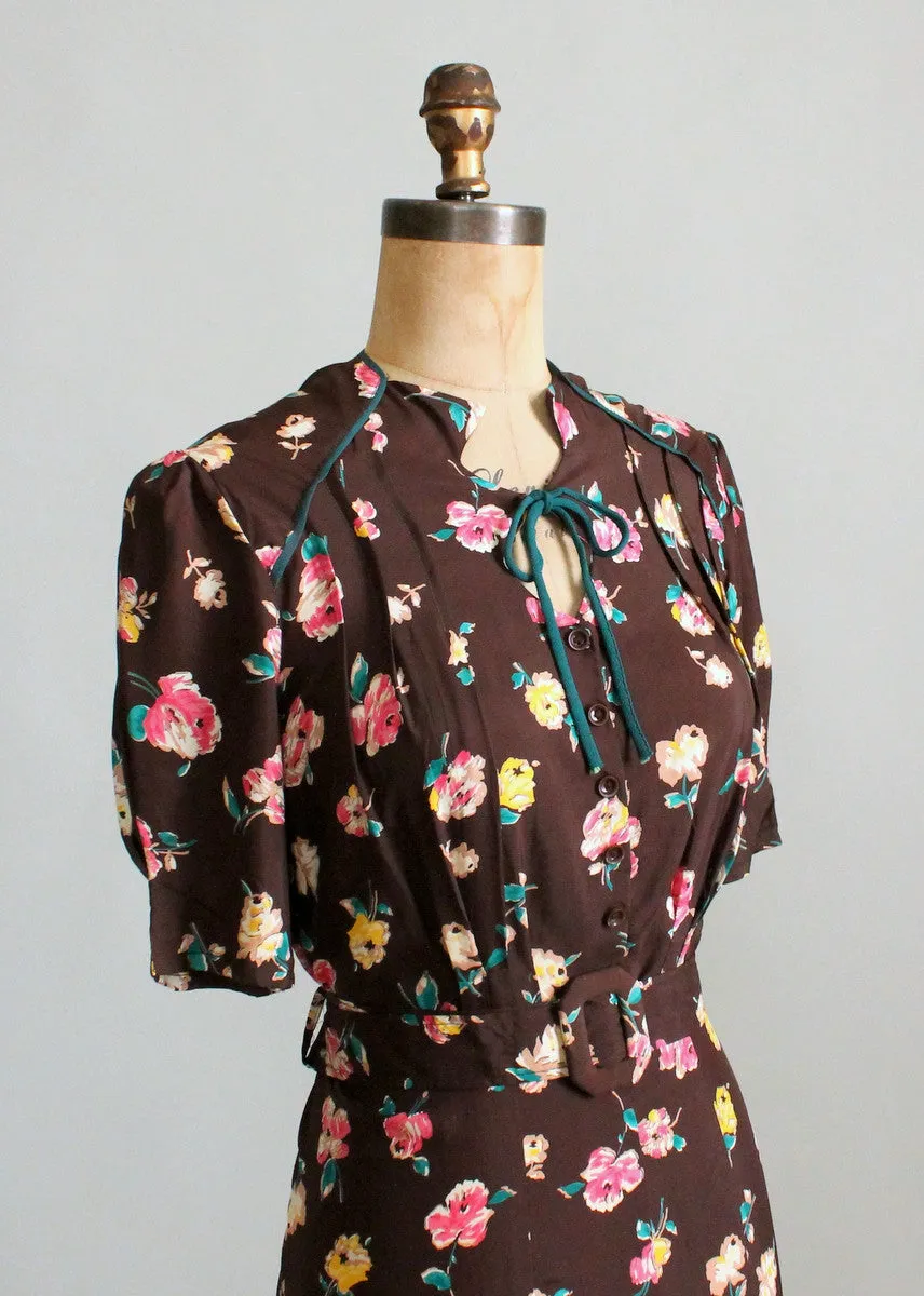 Vintage 1940s Deadstock Floral Rayon Day Dress